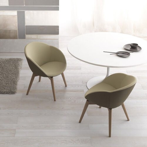 Elena lounge seating 4 leg wooden frame screentek