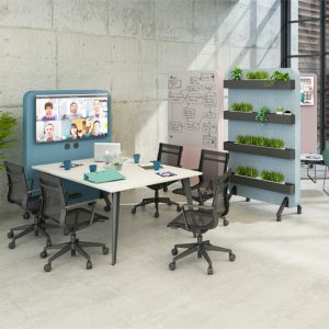 Versa Standing Screen